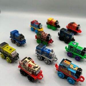 Thomas The Train Limited Mini Engine Train Mattel Miniatures Lot of 11 Pieces